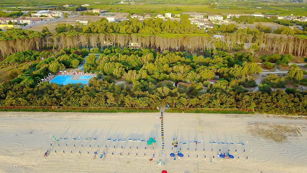 La Porta Del Sole Hotel & Village Сан-Фердинандо Экстерьер фото