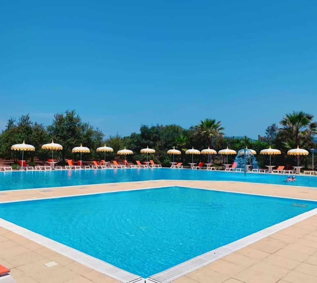 La Porta Del Sole Hotel & Village Сан-Фердинандо Экстерьер фото