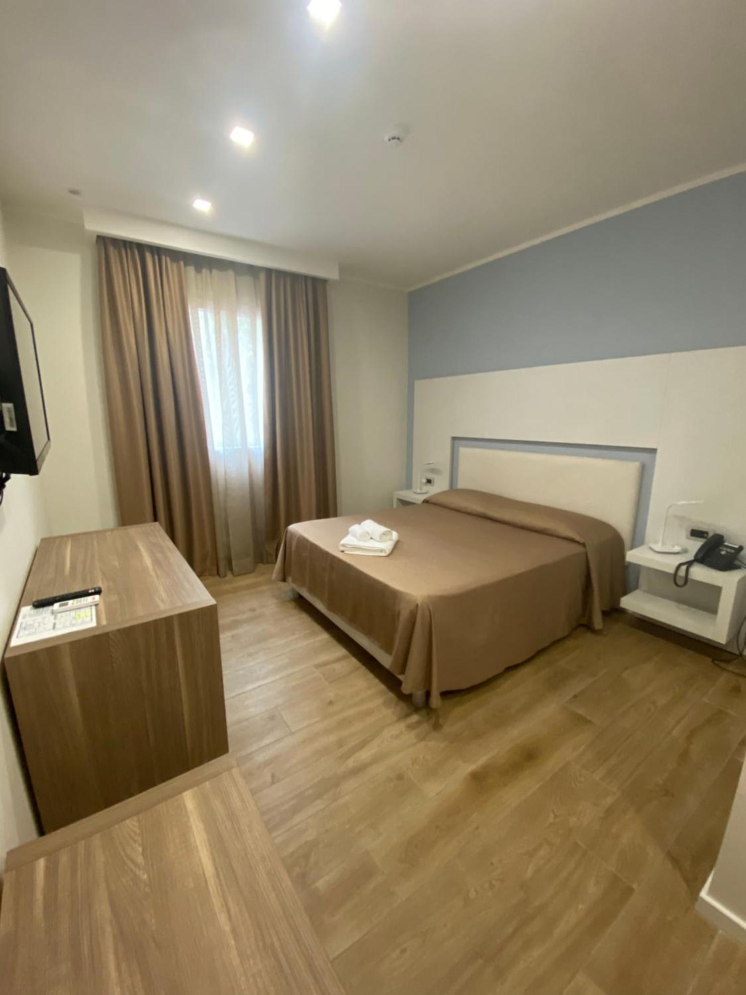La Porta Del Sole Hotel & Village Сан-Фердинандо Экстерьер фото